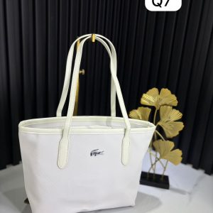 Q7